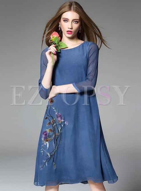 Brief Silk Embroidery Loose Dress
