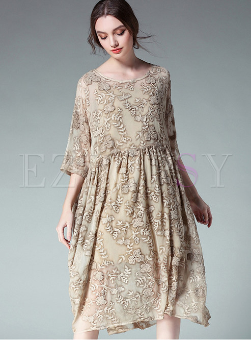 Elegant Embroidered Loose Half Sleeve Shift Dress