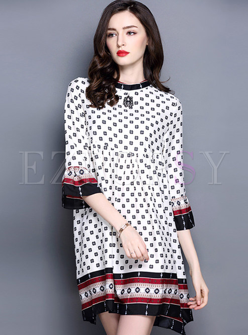 Brief Hit Color 3/4 Sleeve Shift Dress