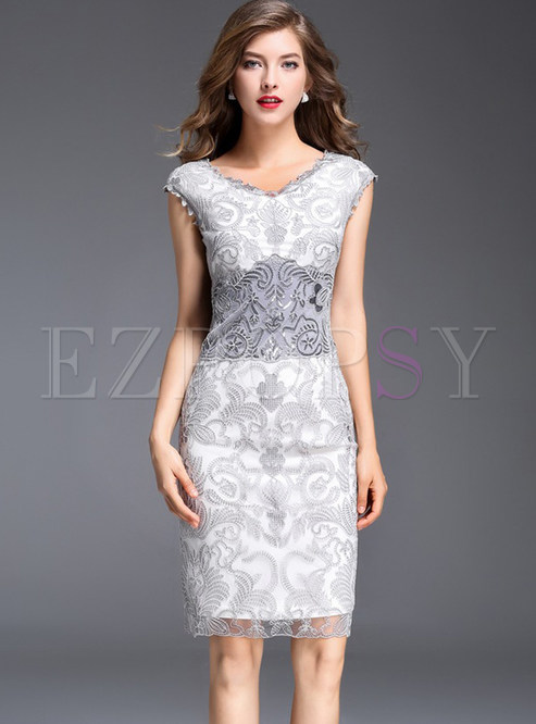 Mesh Sequins Embroidered V-neck Bodycon Dress