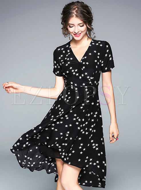 v neck printed star skater dress