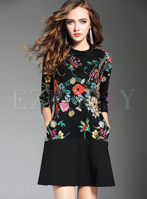 Black Nail Bead Floral Print Shift Dress