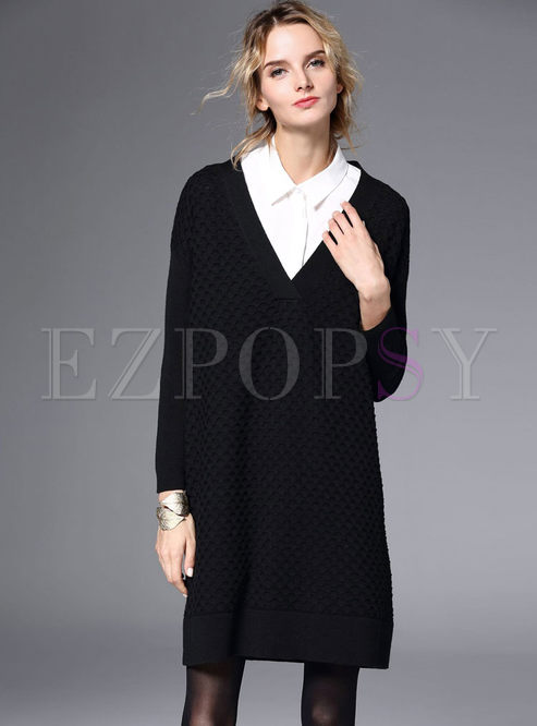 Brief V-neck Hole Loose Knitted Dress