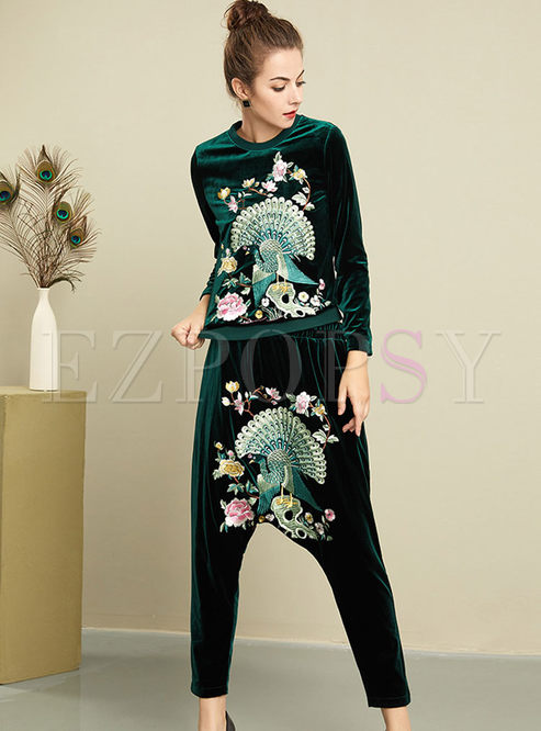 Loose Velvet Embroidery Harem Pants Two-piece Outfits