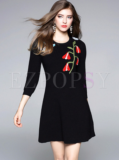 Dresses | Knitted Dresses | Black Flower Embroidered Knitted Dress