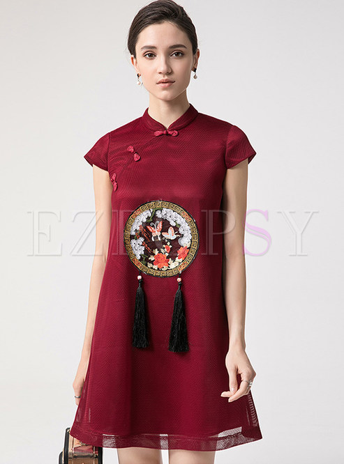 Tassel Embroidered Button-down Shift Dress