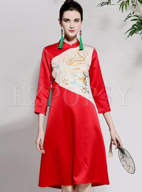 Navy Contrast Color Embroidery Three-quarter Sleeve Dress