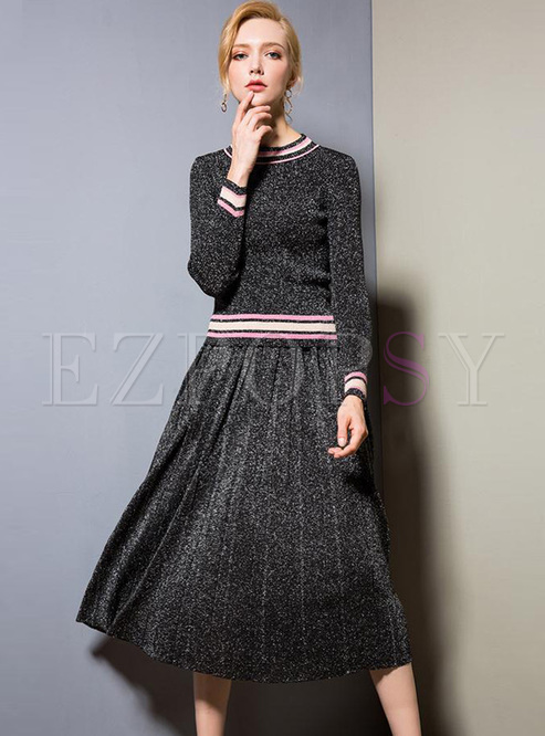 Black Long Sleeve Big Hem Knitted Dress