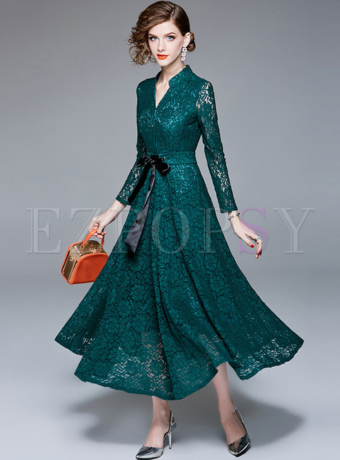 Green V-neck Lace Big Hem Maxi Dress