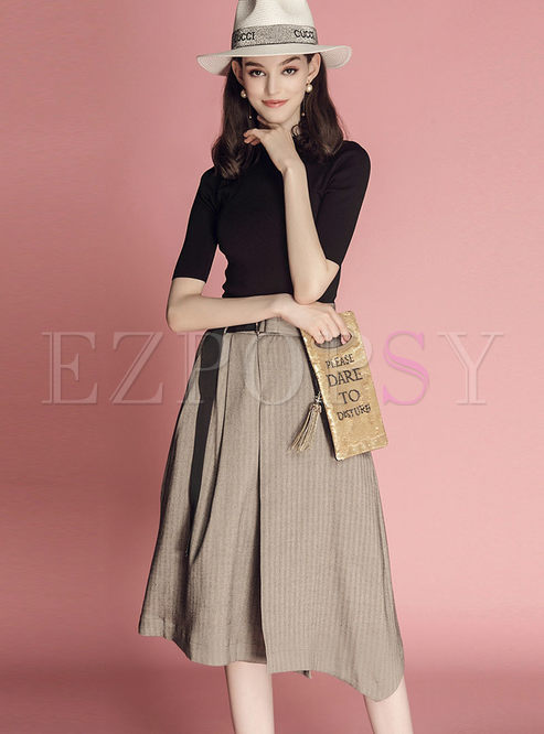 Black O-neck Knitted Top & High Waist Striped Asymmetric Skirt