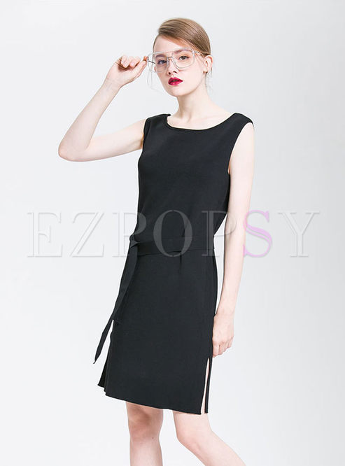 Pure Color Sleeveless Belted Slit Knitted Dress