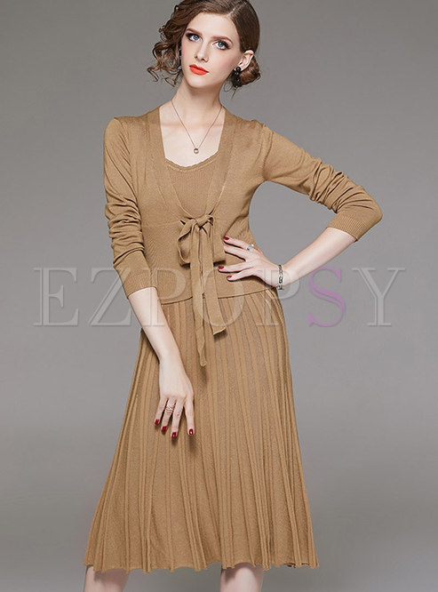 Brief Solid Color Knitted Coat With Tanks & Pleated Midi Skirt
