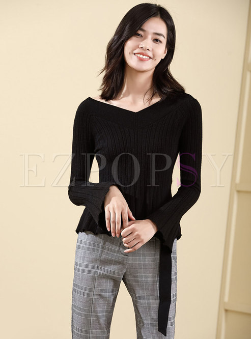 Black V-neck Flare Sleeve Slim Knitted Sweater