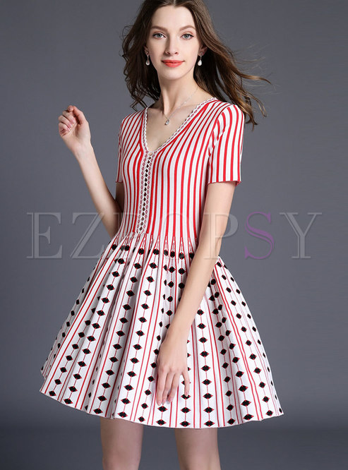 Fashion Short Sleeve Striped A Line Knitting Ball Gown 