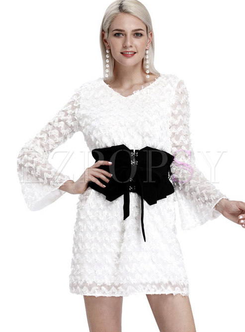 Stylish V-neck Tassel Flare Sleeve Gathered Waist Slim Dress