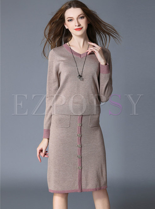 Elegant Color-blocked V-neck Pullover Sweater & High Waist Single-breasted Skirt