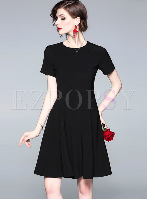 Elegant Black O-neck Gathered Waist Skater Dress