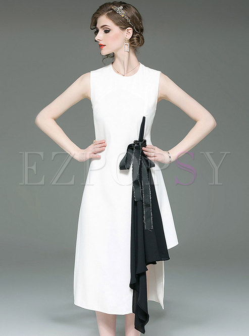 Chic Color-blocked Sleeveless Tie-waist Asymmetric Dress