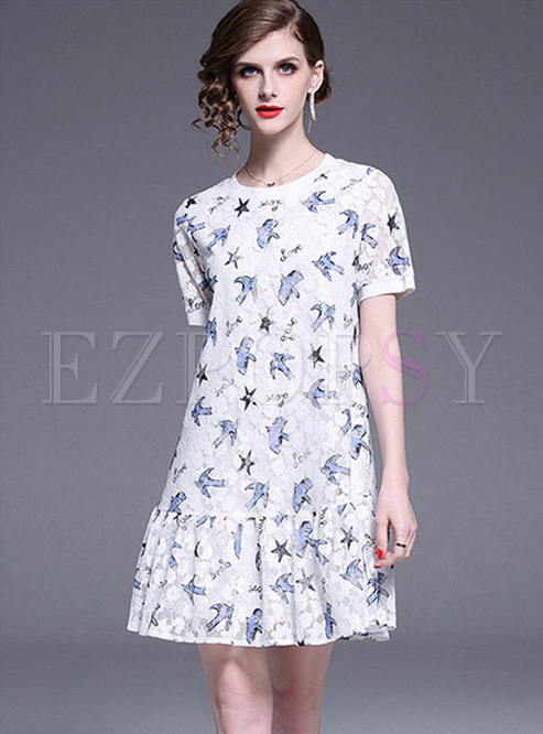 Chic O-neck Lace Hollow Out Print Shift Dress