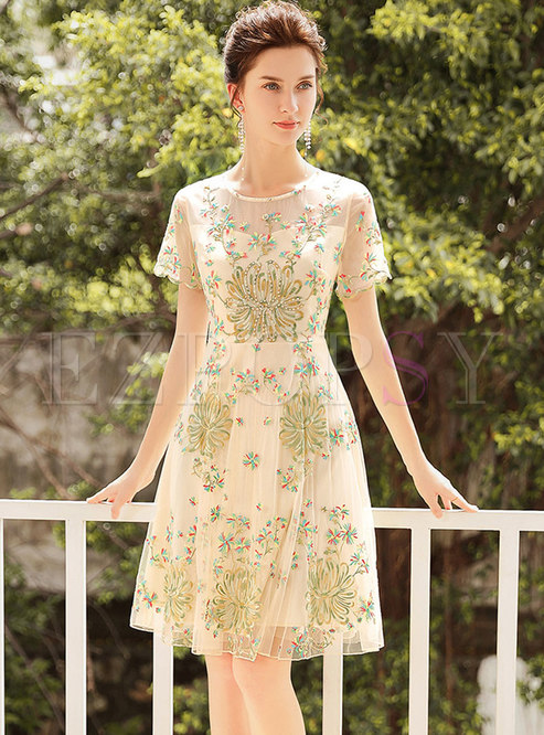 Chic Perspective Lace Embroidered Green Skater Dress