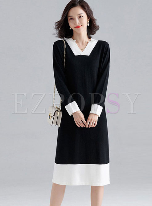 Color-blocked V-neck Long Sleeve Sweater Dress