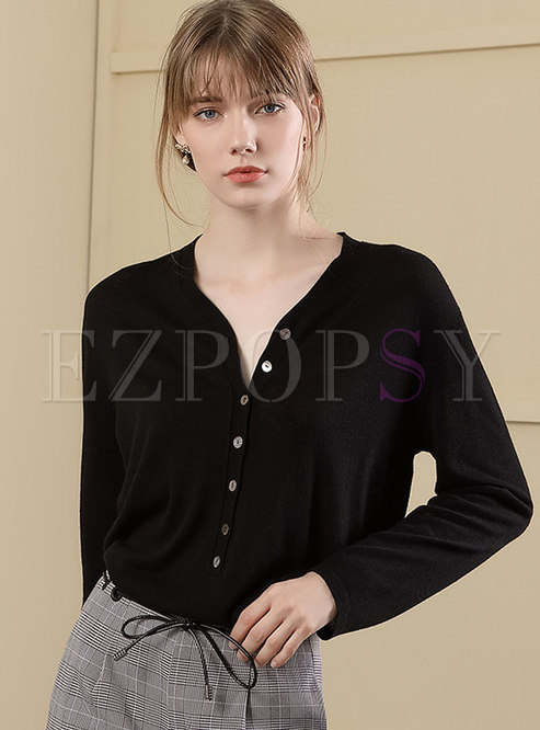 V-neck Single-breasted Pullover Straight Sweater