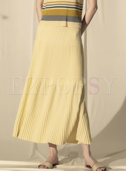 Solid Color Pleated Sweater Skirt