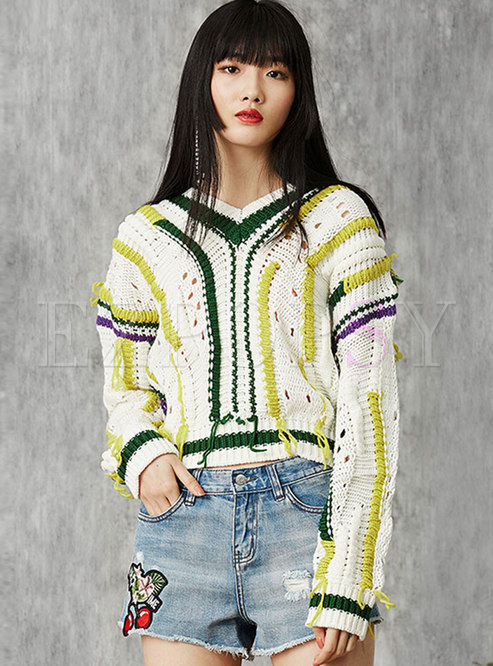 V-neck Openwork Pullover Cropped Sweater
