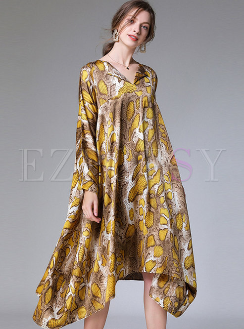 Plus Size V-neck Print Loose Midi Dress