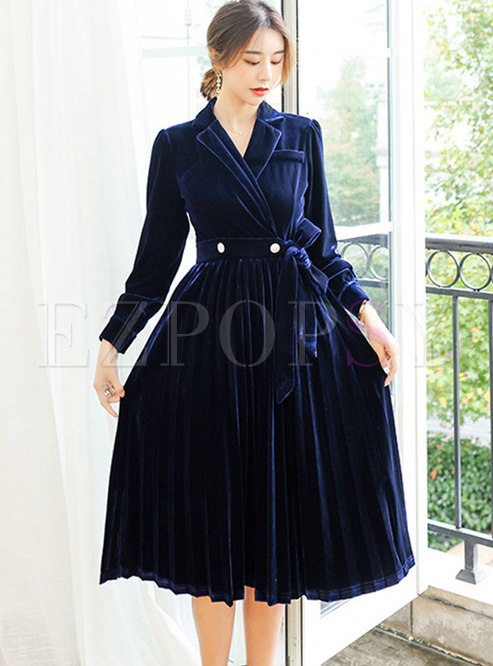 Plus Size Lapel A Line Pleated Velvet Dress