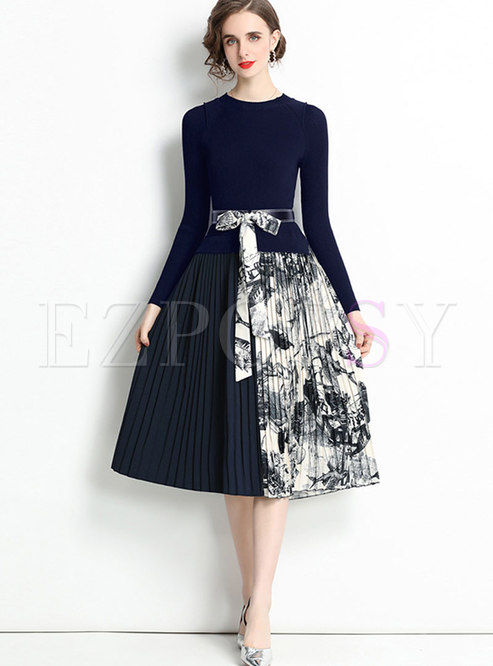 Ink Painting Pleated Sweater Dress