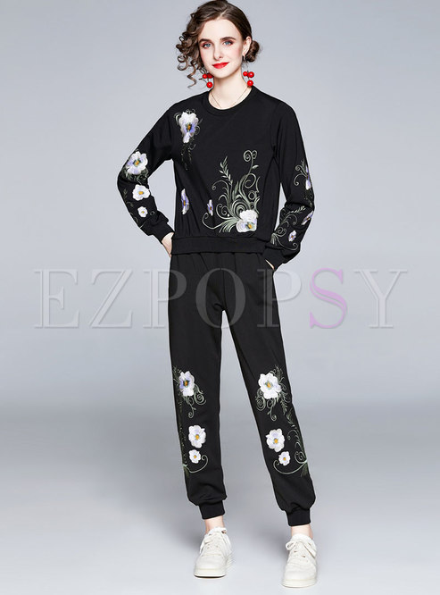 Casual Crew Neck Embroidered Sweatpants Suits