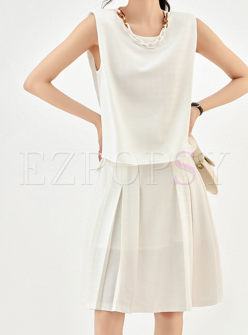 Crewneck Sleeveless Solid Color Skirts Suits For Ladies