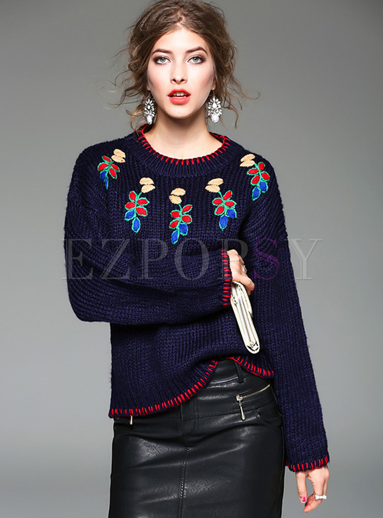 Cute O-neck Loose Embroidered Sweater