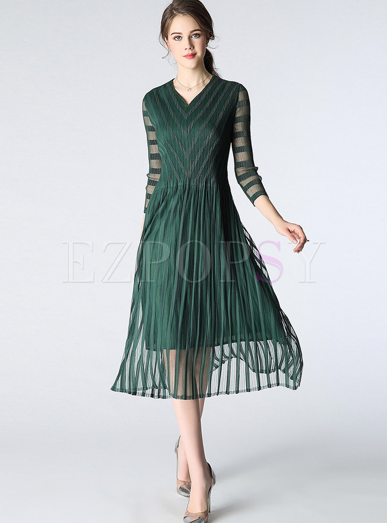 Elegant V-neck Stitching Skater Dress
