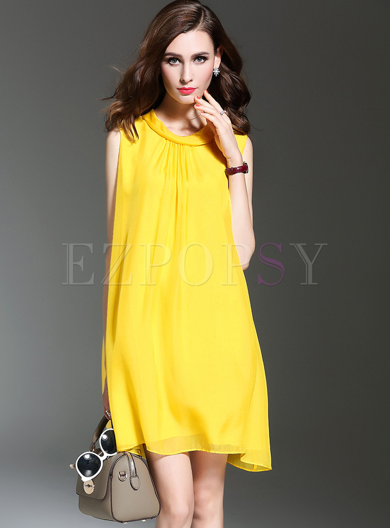 loose yellow dress