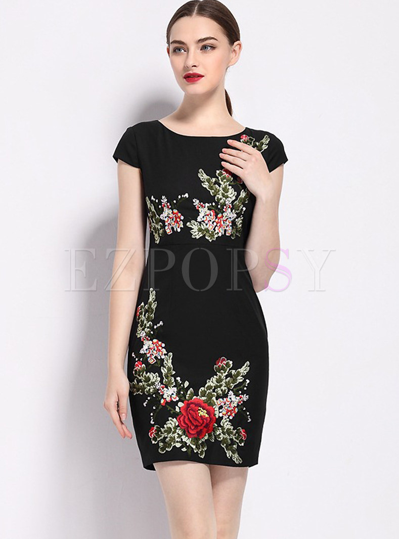 Stylish Short Sleeve Embroidery Bodycon Dress