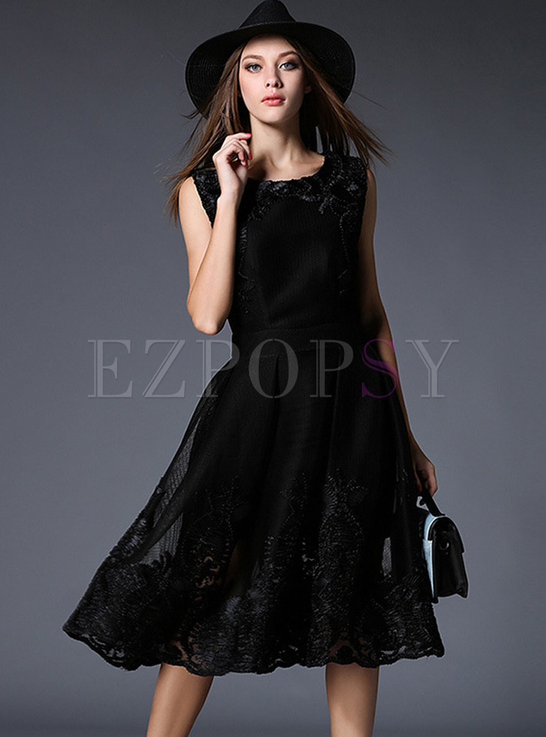 Hollow Out Embroidered Sleeveless Pleated Skater Dress