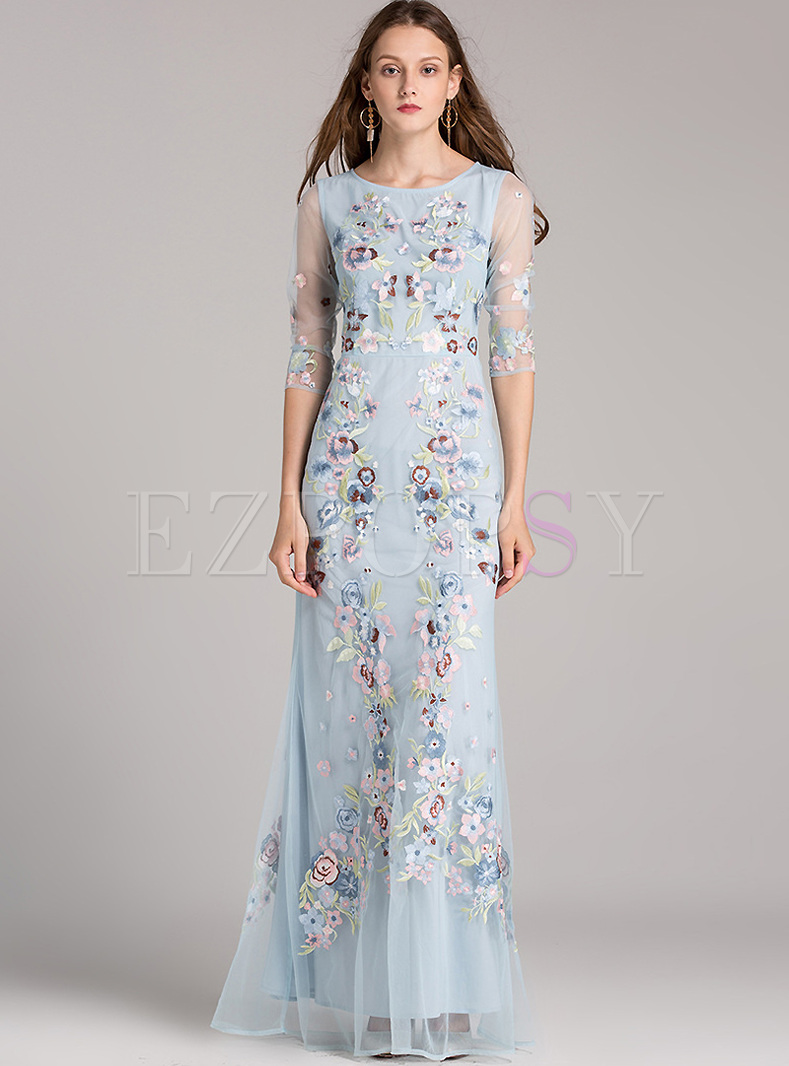 Elegant Embroidery Perspective Maxi Dress