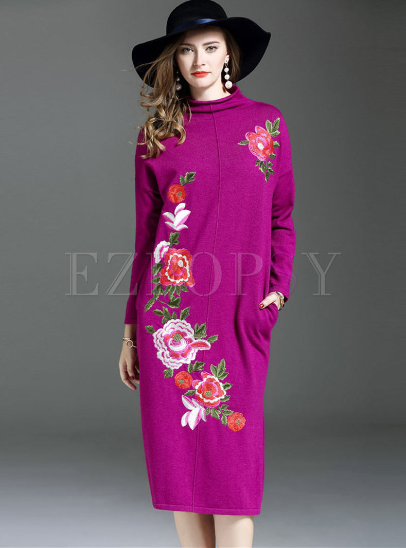 Loose Turtle Neck Embroidered Slit Knitted Dress