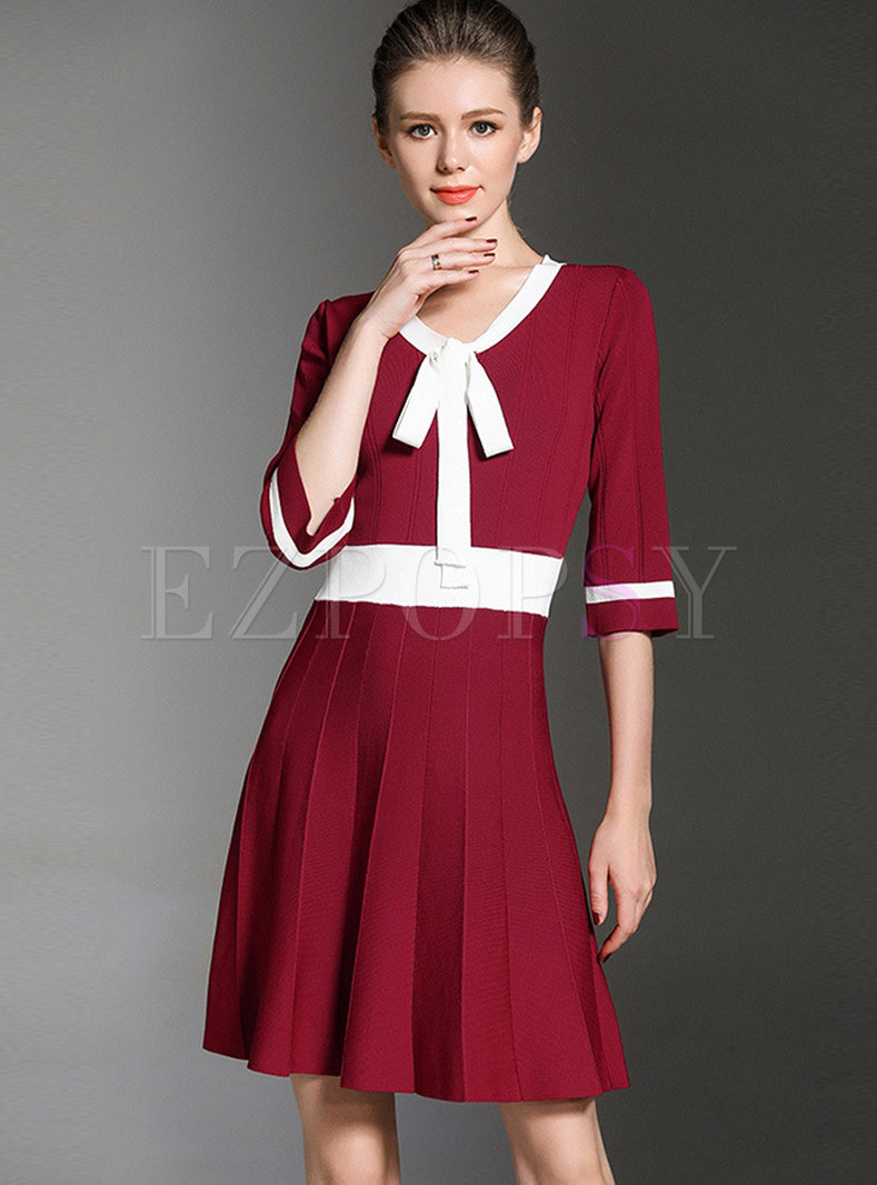 Wine Red Work Bow-front Contrast Color Knitted Dress