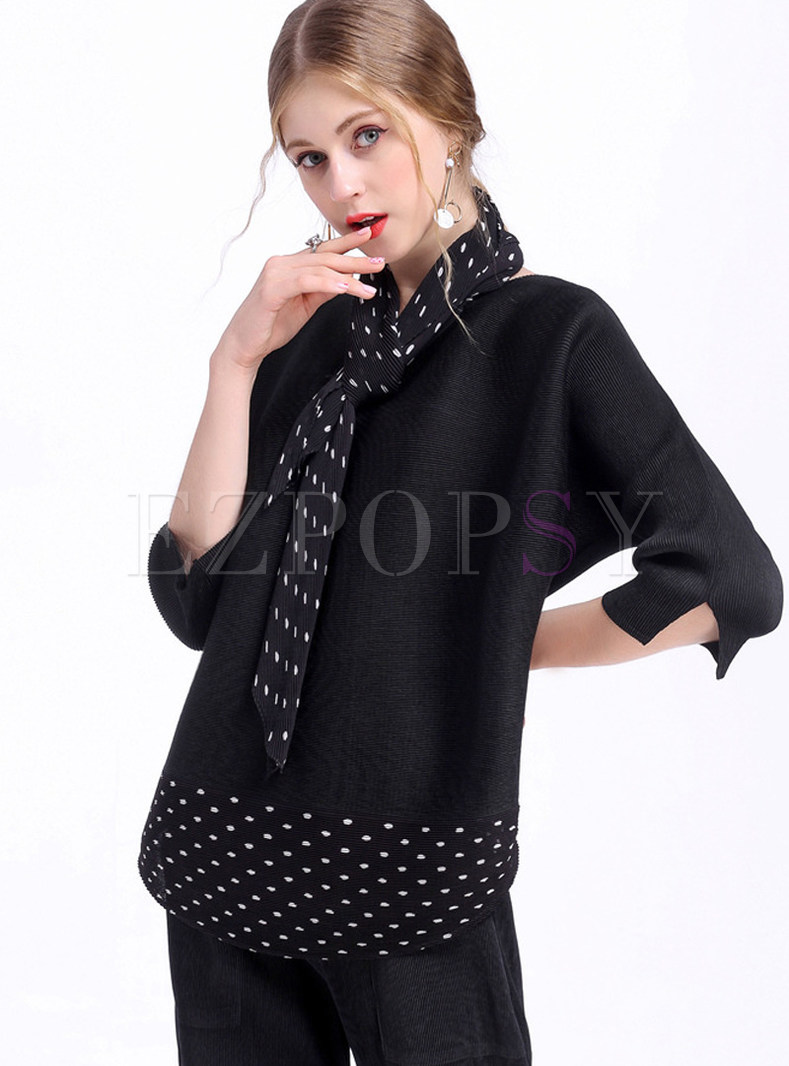 Black Brief Dot-design With Scarf T-shirt