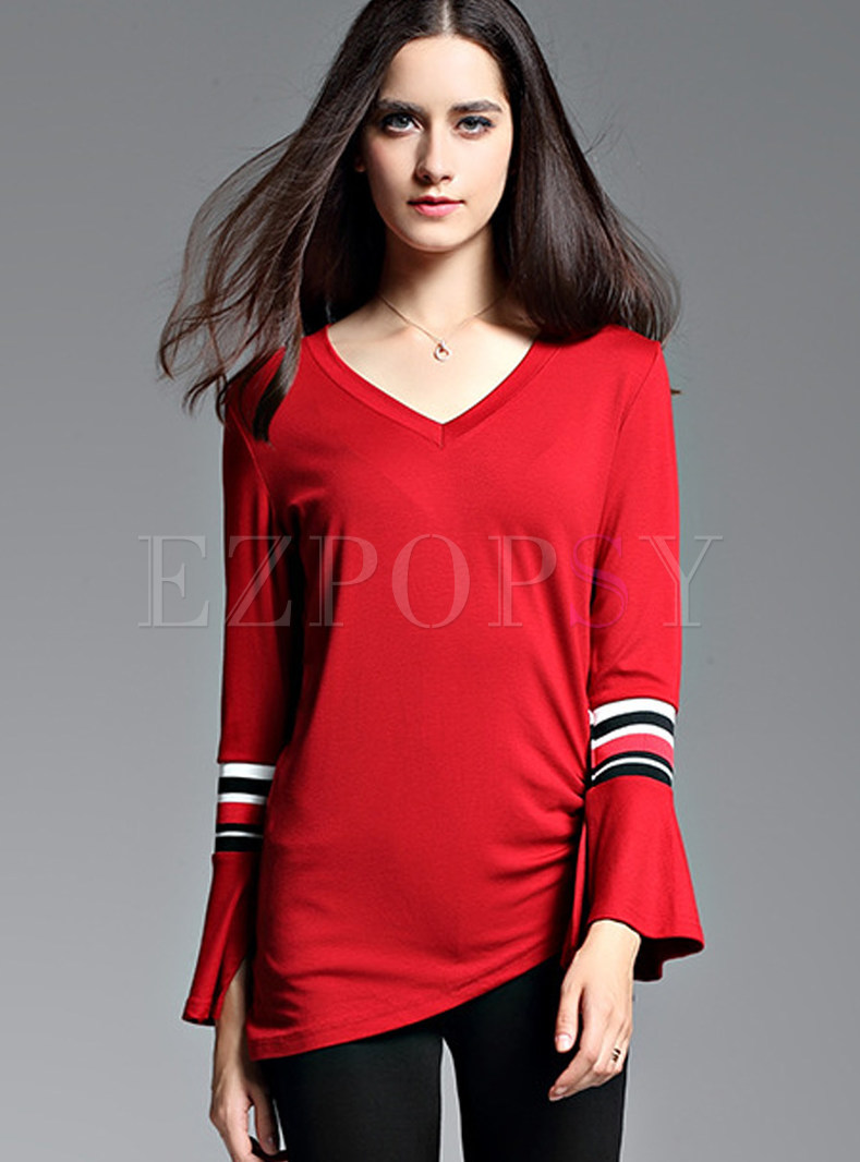 Red Brief V-neck Bell Sleeve T-shirt