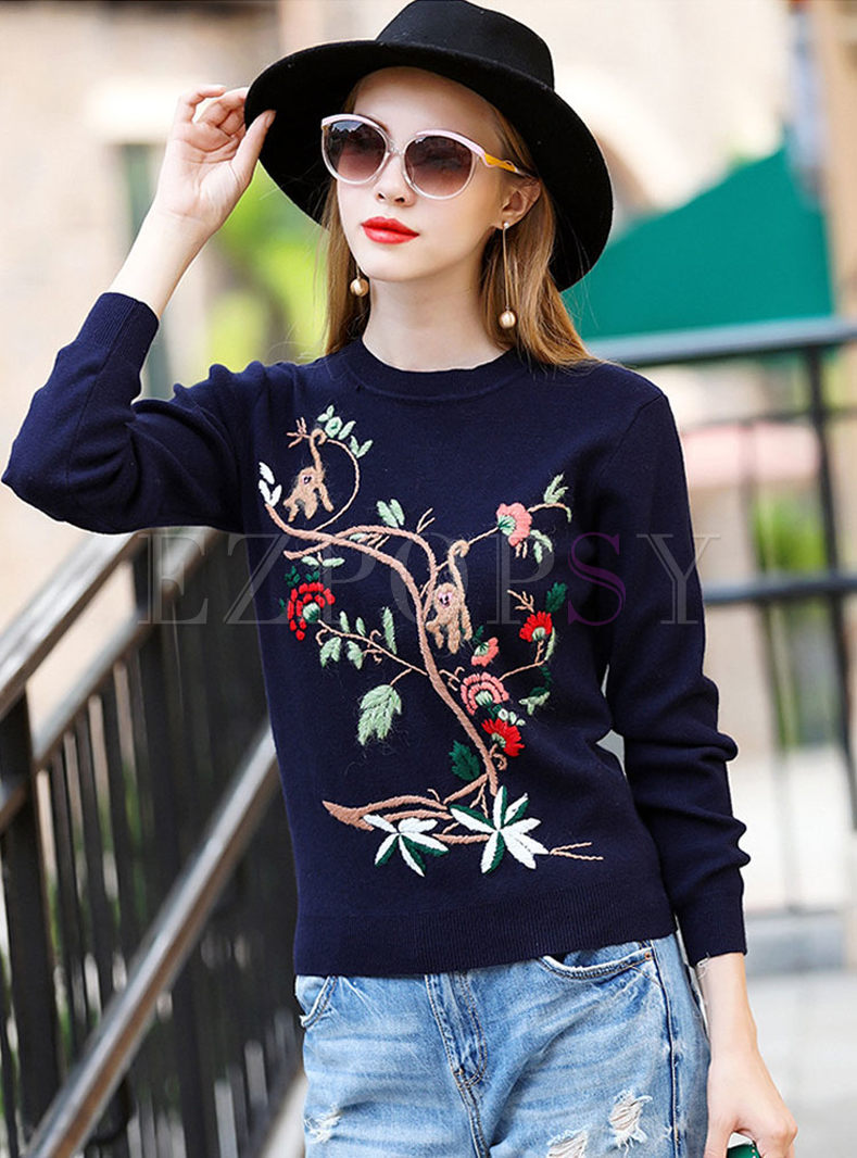 Cute Embroidery Long Sleeve Knitted Sweater