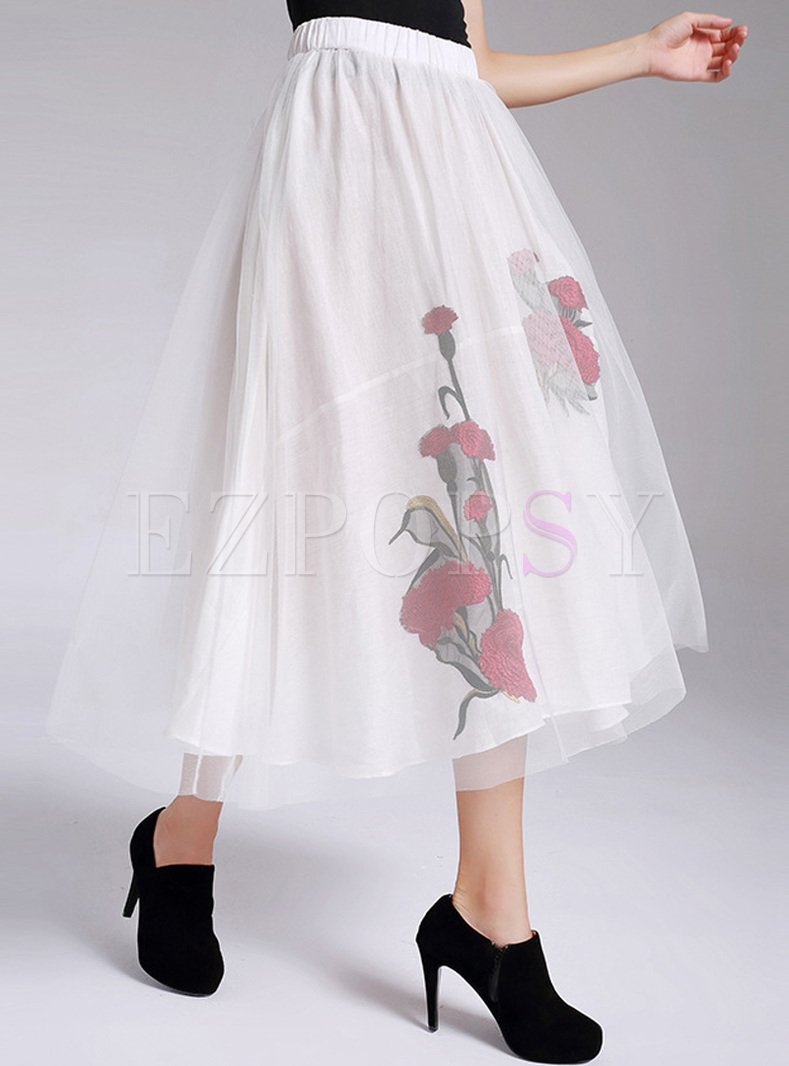 White Street Flower Embroidery Mesh Skirt