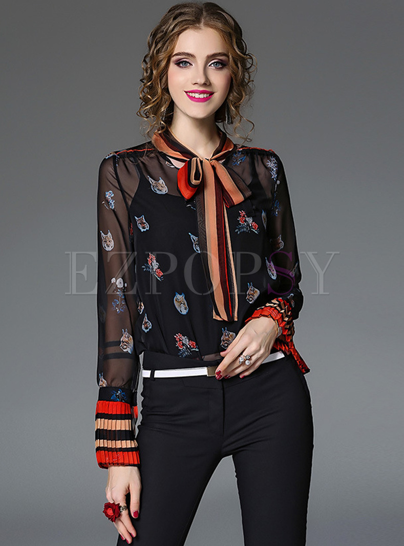Chic Print Tied-collar Flare Sleeve Blouse