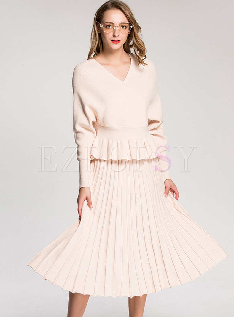 Brief V-neck Pleated Knitted Two-piece Outfits