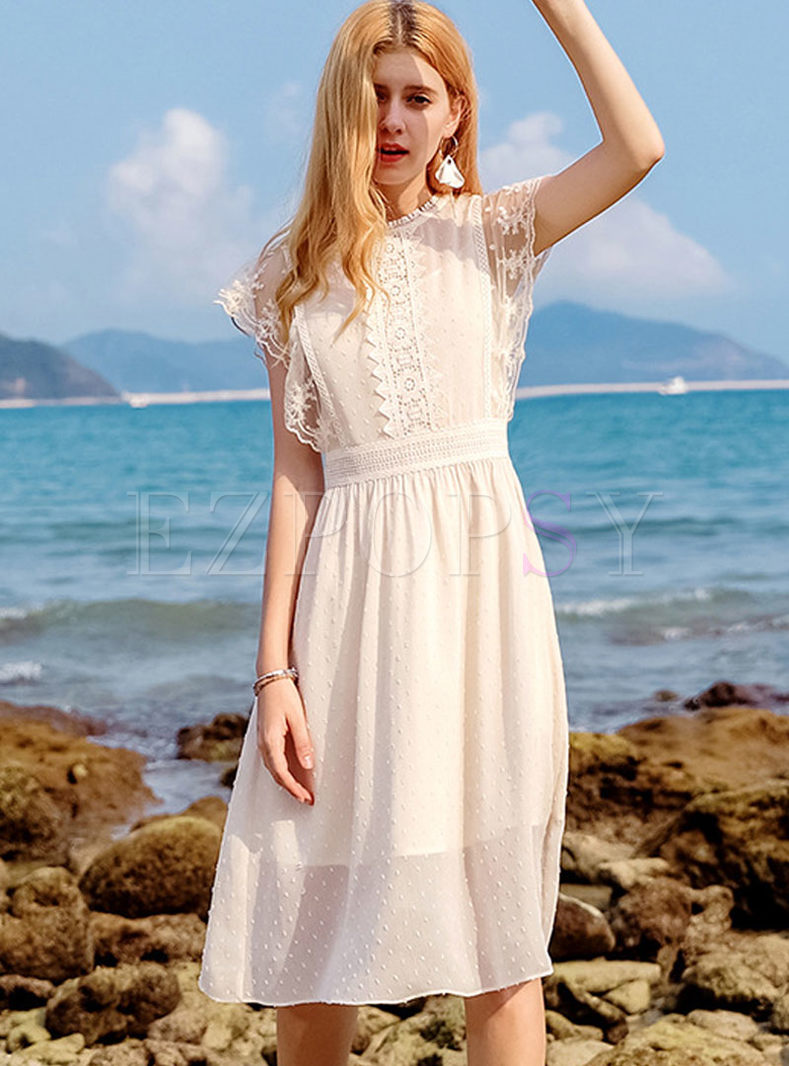 Elegant Chiffon Solid Color Lace Stitching Dress