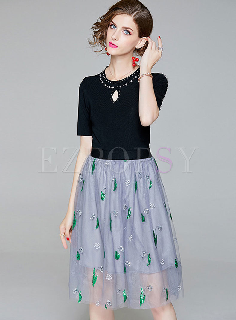 Fashion Knitted T-shirt & Mesh Embroidery Skirt