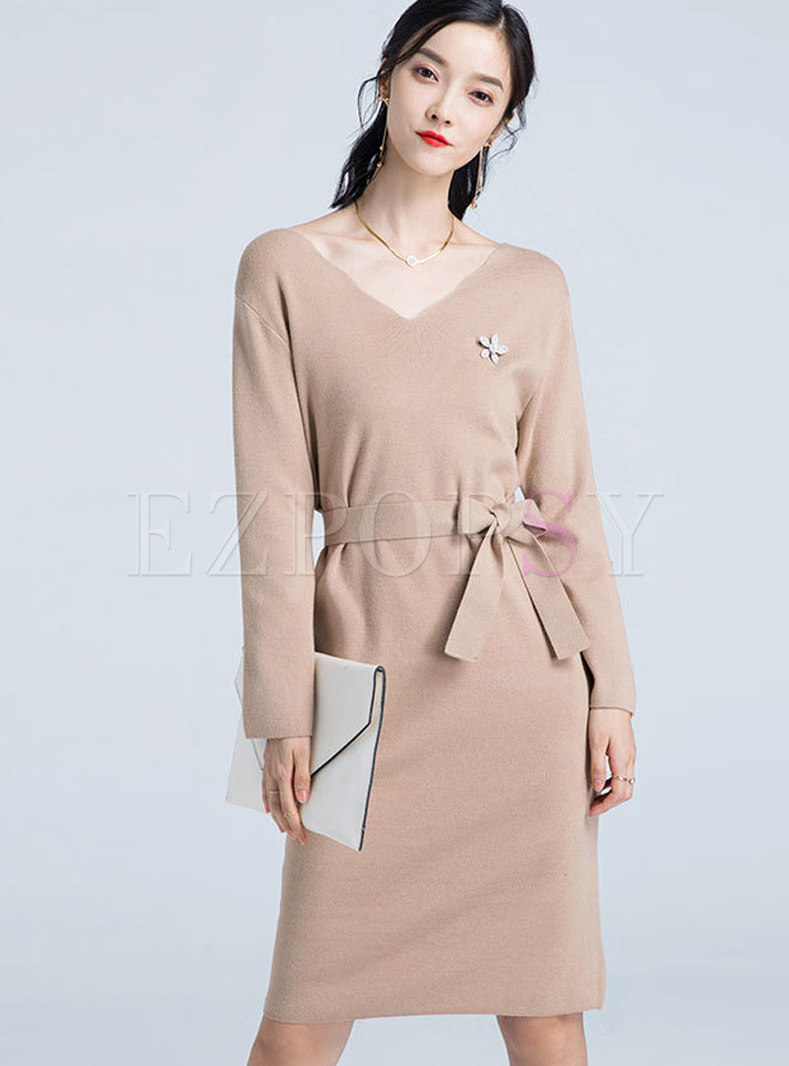 V-neck Cinched Waist Ribbed Sleeve Knitted Dress